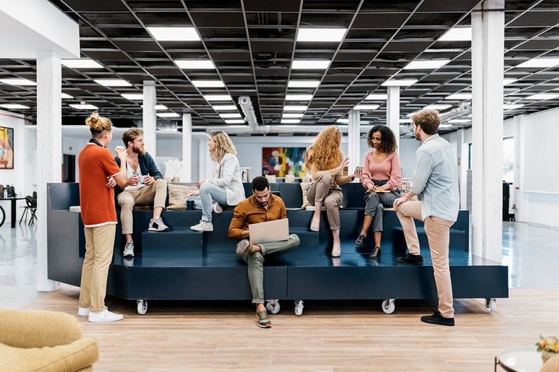 Zdrowie psychiczne pracowników: w polskich firmach nie dzieje się dobrze